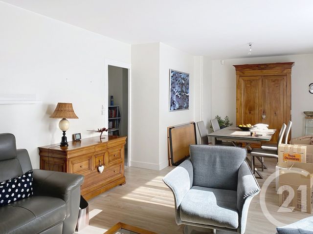 maison à louer - 4 pièces - 94.0 m2 - LA COURONNE - 16 - POITOU-CHARENTES - Century 21 Aloha Immobilier