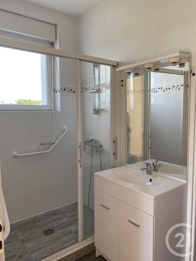 maison à louer - 3 pièces - 76.0 m2 - ANGOULEME - 16 - POITOU-CHARENTES - Century 21 Aloha Immobilier