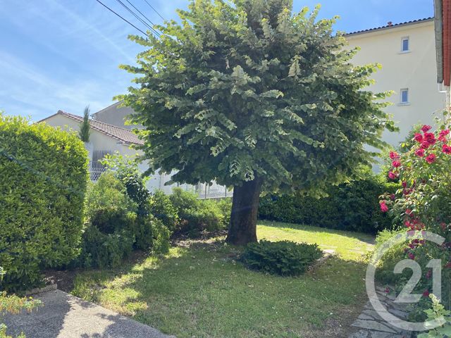 maison à louer - 3 pièces - 76.0 m2 - ANGOULEME - 16 - POITOU-CHARENTES - Century 21 Aloha Immobilier