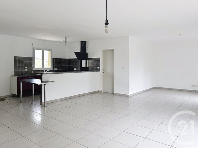 Maison à louer ROULLET ST ESTEPHE