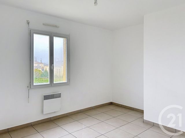 maison à louer - 4 pièces - 98.48 m2 - ROULLET ST ESTEPHE - 16 - POITOU-CHARENTES - Century 21 Aloha Immobilier