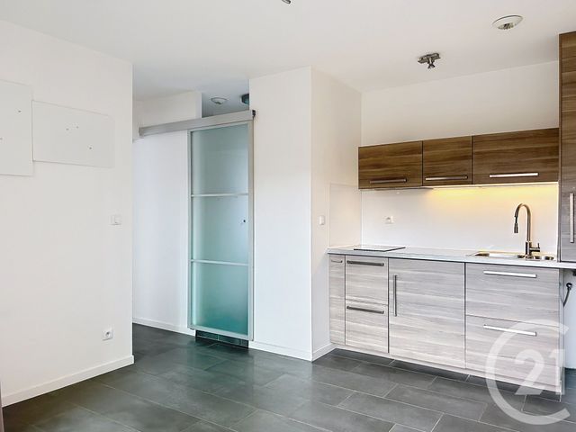 Appartement F2 à louer - 2 pièces - 27.43 m2 - ANGOULEME - 16 - POITOU-CHARENTES - Century 21 Aloha Immobilier