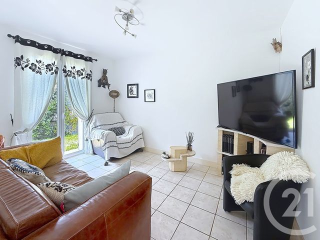 maison à vendre - 5 pièces - 109.91 m2 - ST YRIEIX SUR CHARENTE - 16 - POITOU-CHARENTES - Century 21 Aloha Immobilier