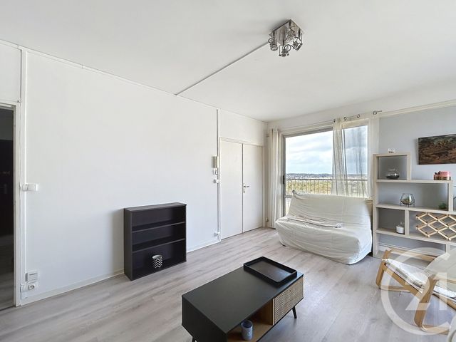 Appartement T3 à louer - 3 pièces - 62.9 m2 - ANGOULEME - 16 - POITOU-CHARENTES - Century 21 Aloha Immobilier