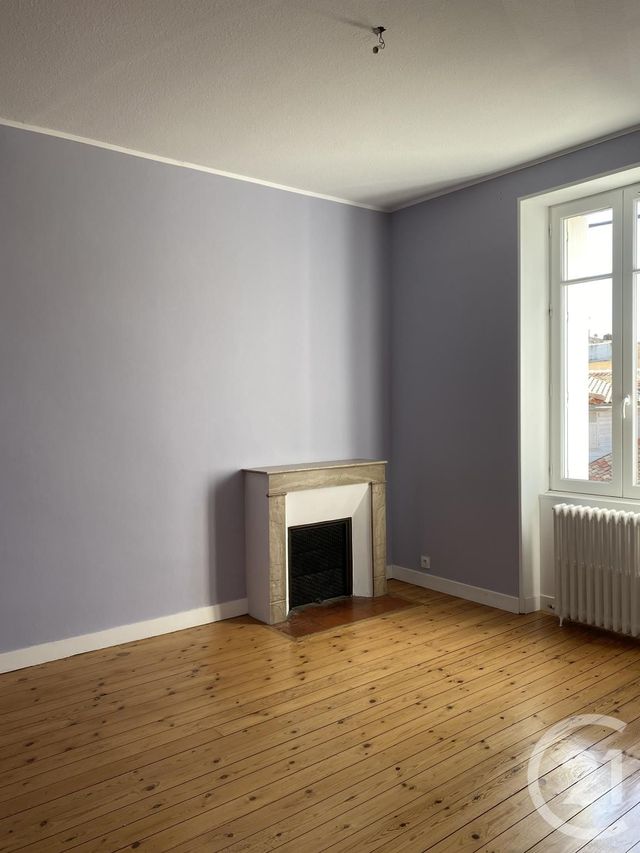 maison à vendre - 4 pièces - 140.0 m2 - ANGOULEME - 16 - POITOU-CHARENTES - Century 21 Aloha Immobilier