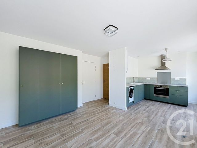 Appartement T2 à louer - 2 pièces - 40.71 m2 - ANGOULEME - 16 - POITOU-CHARENTES - Century 21 Aloha Immobilier
