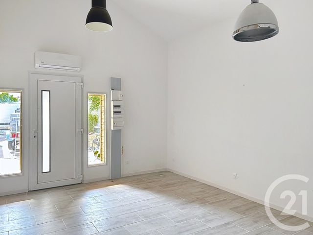 maison à louer - 2 pièces - 38.39 m2 - SOYAUX - 16 - POITOU-CHARENTES - Century 21 Aloha Immobilier