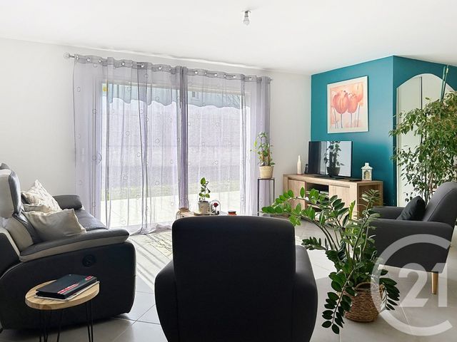 maison à louer - 4 pièces - 112.0 m2 - PUYMOYEN - 16 - POITOU-CHARENTES - Century 21 Aloha Immobilier