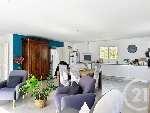 maison à louer - 4 pièces - 112.0 m2 - PUYMOYEN - 16 - POITOU-CHARENTES - Century 21 Aloha Immobilier