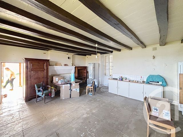 maison à vendre - 8 pièces - 294.0 m2 - ROULLET ST ESTEPHE - 16 - POITOU-CHARENTES - Century 21 Aloha Immobilier