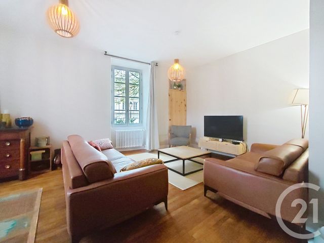 maison à vendre - 8 pièces - 190.0 m2 - ANGOULEME - 16 - POITOU-CHARENTES - Century 21 Aloha Immobilier