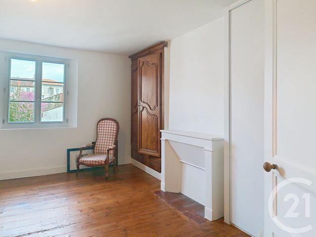 maison à vendre - 8 pièces - 190.0 m2 - ANGOULEME - 16 - POITOU-CHARENTES - Century 21 Aloha Immobilier