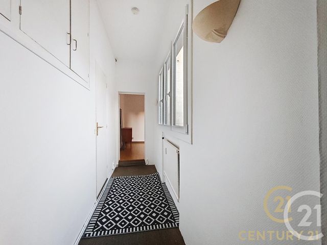 Appartement F3 à vendre - 3 pièces - 74.0 m2 - ANGOULEME - 16 - POITOU-CHARENTES - Century 21 Aloha Immobilier