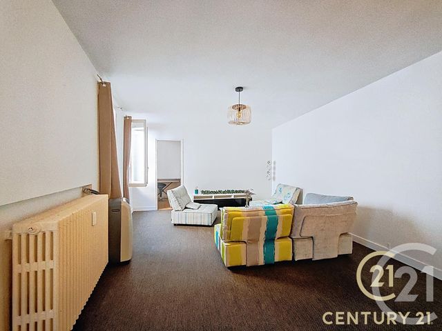 Appartement F3 à vendre - 3 pièces - 74.0 m2 - ANGOULEME - 16 - POITOU-CHARENTES - Century 21 Aloha Immobilier