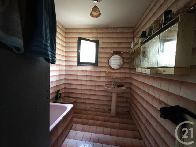 maison à vendre - 5 pièces - 112.0 m2 - ST MICHEL - 16 - POITOU-CHARENTES - Century 21 Aloha Immobilier