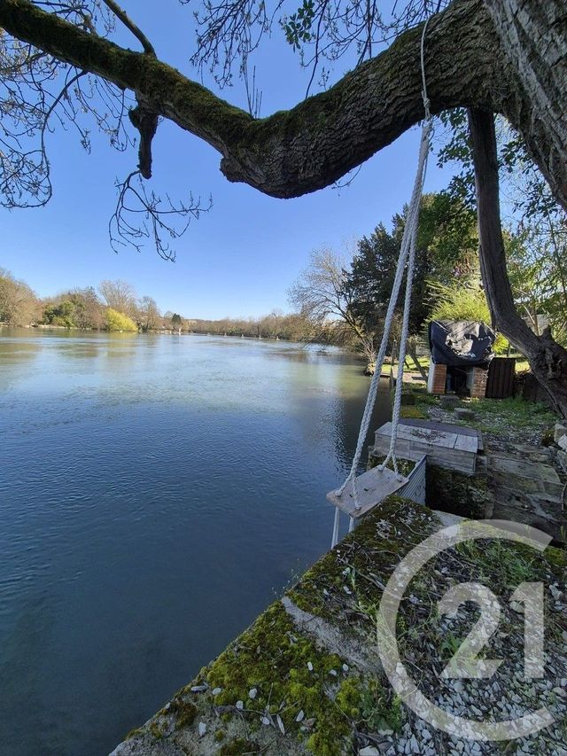 Terrain à vendre MAGNAC SUR TOUVRE