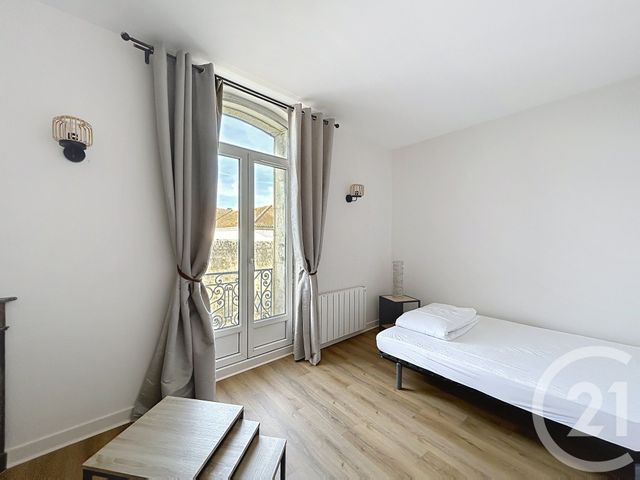 Appartement T1 à louer - 1 pièce - 25.96 m2 - ANGOULEME - 16 - POITOU-CHARENTES - Century 21 Aloha Immobilier