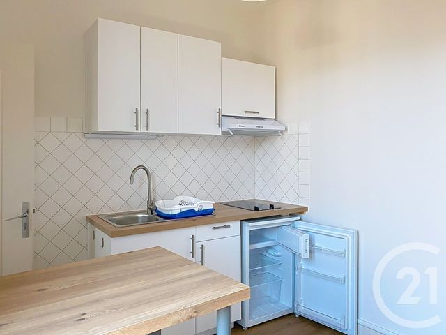 Appartement T1 à louer - 1 pièce - 25.96 m2 - ANGOULEME - 16 - POITOU-CHARENTES - Century 21 Aloha Immobilier