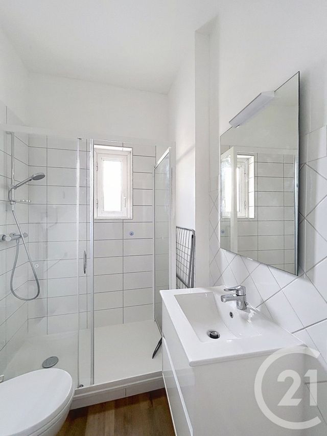 Appartement T1 à louer - 1 pièce - 25.96 m2 - ANGOULEME - 16 - POITOU-CHARENTES - Century 21 Aloha Immobilier