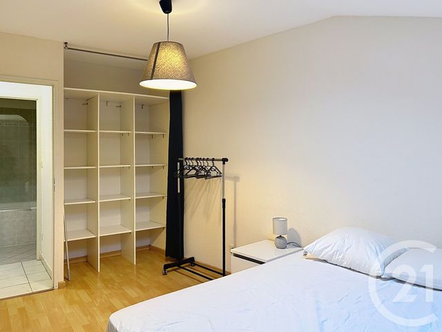 Appartement F3 à louer - 3 pièces - 63.56 m2 - ANGOULEME - 16 - POITOU-CHARENTES - Century 21 Aloha Immobilier