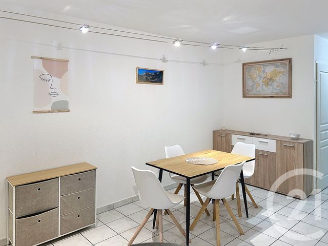 Appartement F3 à louer - 3 pièces - 63.56 m2 - ANGOULEME - 16 - POITOU-CHARENTES - Century 21 Aloha Immobilier