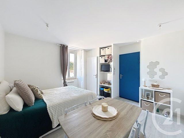 Appartement Studio à louer - 1 pièce - 20.5 m2 - GOND PONTOUVRE - 16 - POITOU-CHARENTES - Century 21 Aloha Immobilier