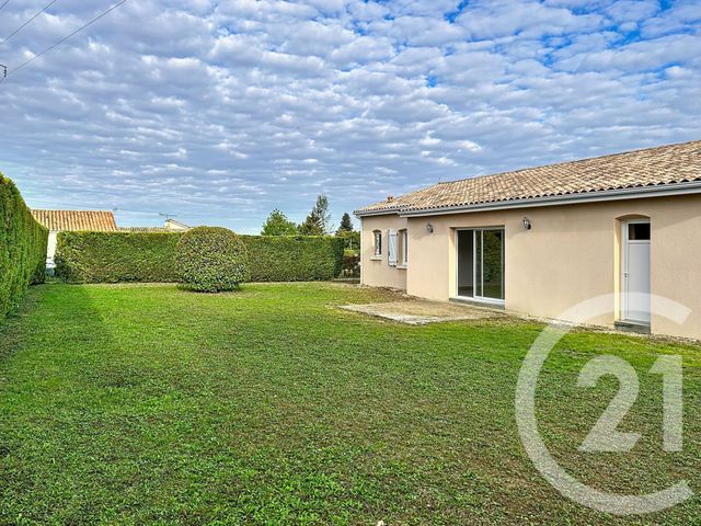 maison à louer - 4 pièces - 103.03 m2 - BRIE - 16 - POITOU-CHARENTES - Century 21 Aloha Immobilier