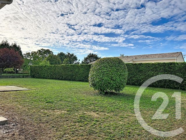 maison à louer - 4 pièces - 103.03 m2 - BRIE - 16 - POITOU-CHARENTES - Century 21 Aloha Immobilier