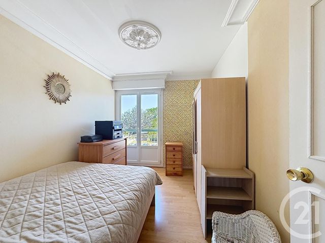 Appartement F3 à vendre - 4 pièces - 67.11 m2 - ANGOULEME - 16 - POITOU-CHARENTES - Century 21 Aloha Immobilier