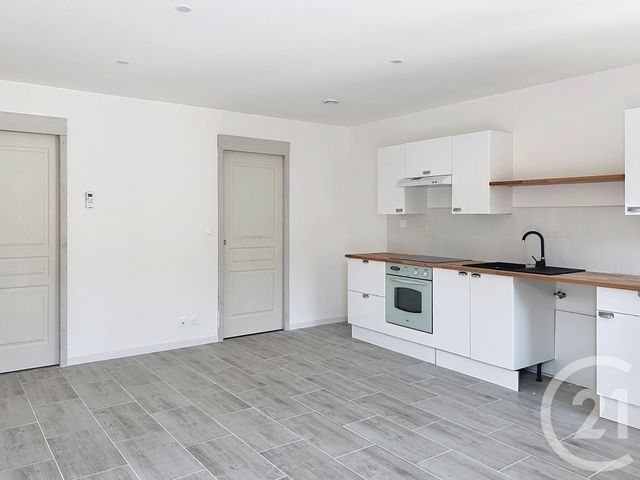 maison à louer - 3 pièces - 48.98 m2 - SOYAUX - 16 - POITOU-CHARENTES - Century 21 Aloha Immobilier