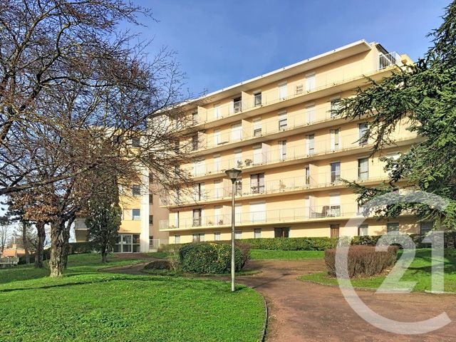 Appartement F2 à louer - 2 pièces - 54.78 m2 - ANGOULEME - 16 - POITOU-CHARENTES - Century 21 Aloha Immobilier