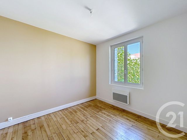 Appartement F3 à louer - 3 pièces - 61.76 m2 - ANGOULEME - 16 - POITOU-CHARENTES - Century 21 Aloha Immobilier