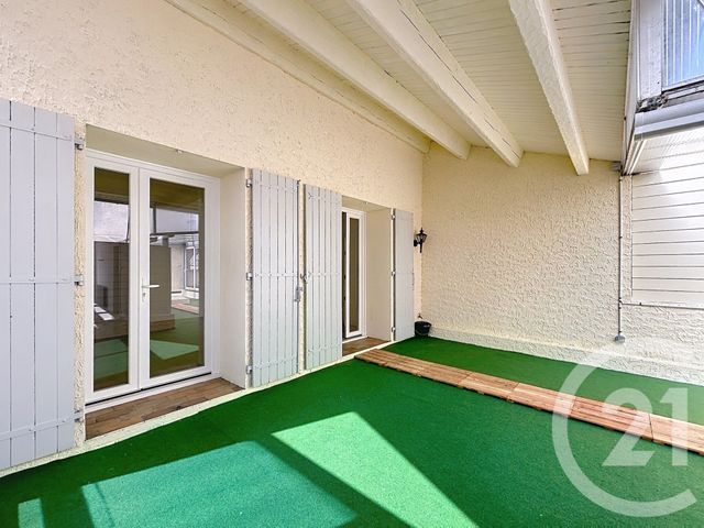 Appartement F4 à louer - 4 pièces - 95.5 m2 - ANGOULEME - 16 - POITOU-CHARENTES - Century 21 Aloha Immobilier