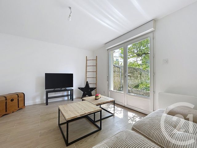 Appartement F1 bis à louer - 2 pièces - 31.45 m2 - ANGOULEME - 16 - POITOU-CHARENTES - Century 21 Aloha Immobilier