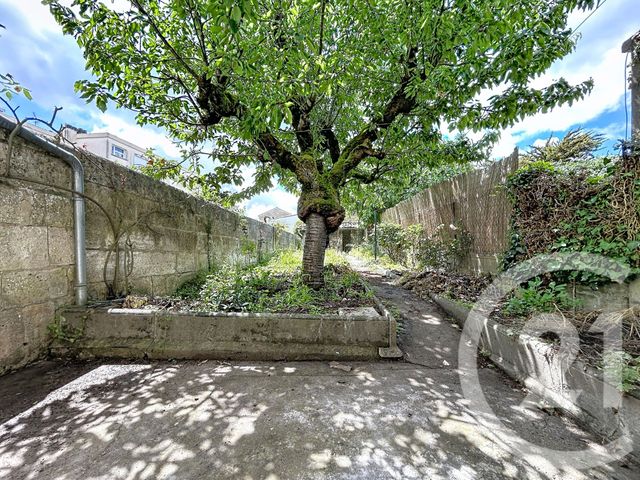 Appartement F1 bis à louer - 2 pièces - 31.45 m2 - ANGOULEME - 16 - POITOU-CHARENTES - Century 21 Aloha Immobilier