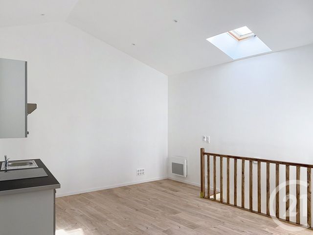 maison à louer - 2 pièces - 42.87 m2 - ANGOULEME - 16 - POITOU-CHARENTES - Century 21 Aloha Immobilier