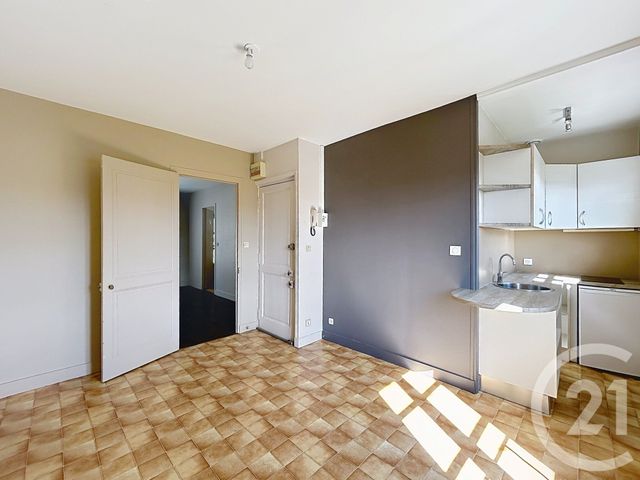 Appartement F2 à louer - 2 pièces - 33.96 m2 - ANGOULEME - 16 - POITOU-CHARENTES - Century 21 Aloha Immobilier