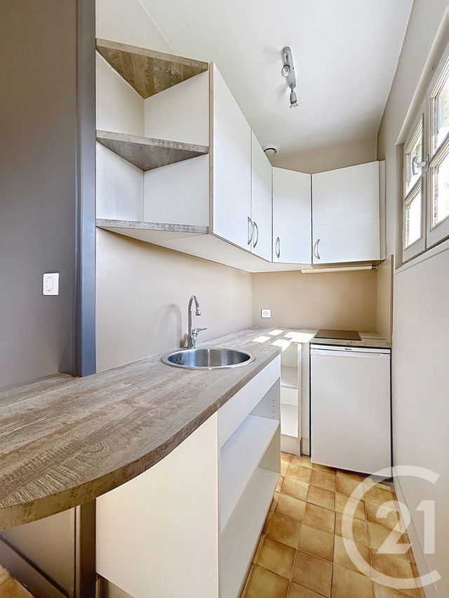Appartement F2 à louer - 2 pièces - 33.96 m2 - ANGOULEME - 16 - POITOU-CHARENTES - Century 21 Aloha Immobilier