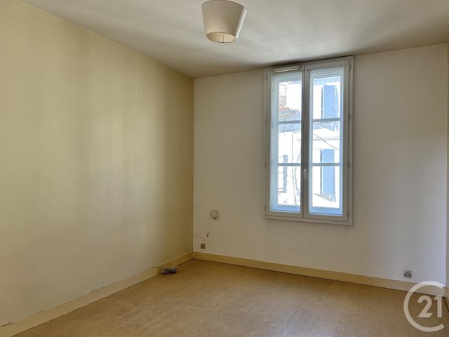 Appartement F2 à louer - 2 pièces - 33.96 m2 - ANGOULEME - 16 - POITOU-CHARENTES - Century 21 Aloha Immobilier
