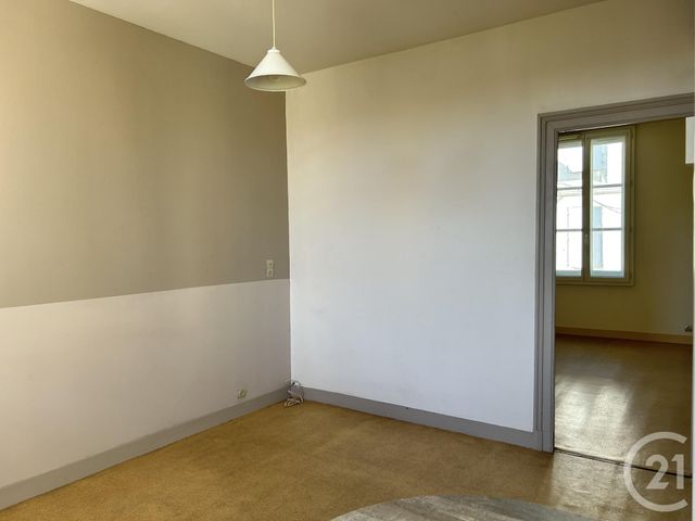 Appartement F2 à louer - 2 pièces - 33.96 m2 - ANGOULEME - 16 - POITOU-CHARENTES - Century 21 Aloha Immobilier