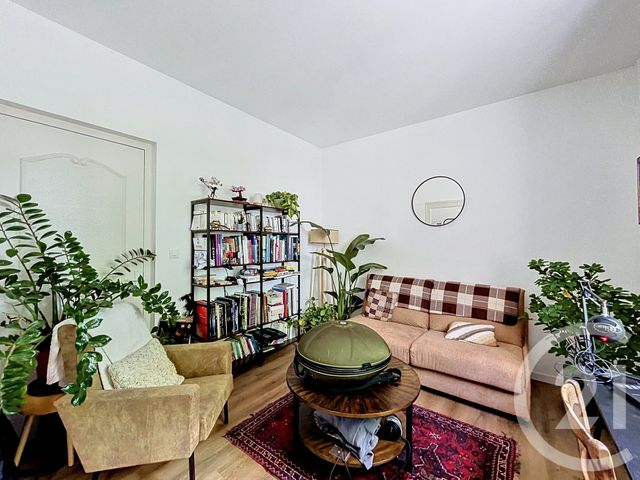 Appartement F2 à louer - 2 pièces - 45.85 m2 - ANGOULEME - 16 - POITOU-CHARENTES - Century 21 Aloha Immobilier