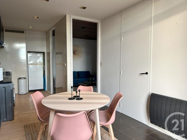 Appartement F2 à louer - 2 pièces - 42.0 m2 - ANGOULEME - 16 - POITOU-CHARENTES - Century 21 Aloha Immobilier