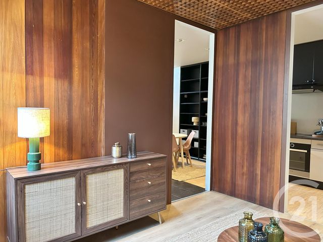 Appartement F2 à louer - 2 pièces - 42.0 m2 - ANGOULEME - 16 - POITOU-CHARENTES - Century 21 Aloha Immobilier
