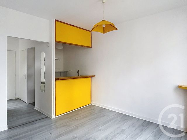 Appartement Studio à louer - 1 pièce - 30.55 m2 - ANGOULEME - 16 - POITOU-CHARENTES - Century 21 Aloha Immobilier