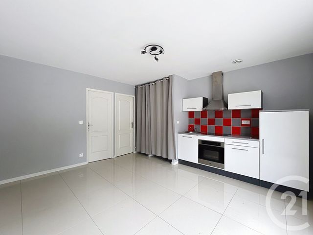 Appartement F1 à louer - 2 pièces - 32.9 m2 - LA COURONNE - 16 - POITOU-CHARENTES - Century 21 Aloha Immobilier