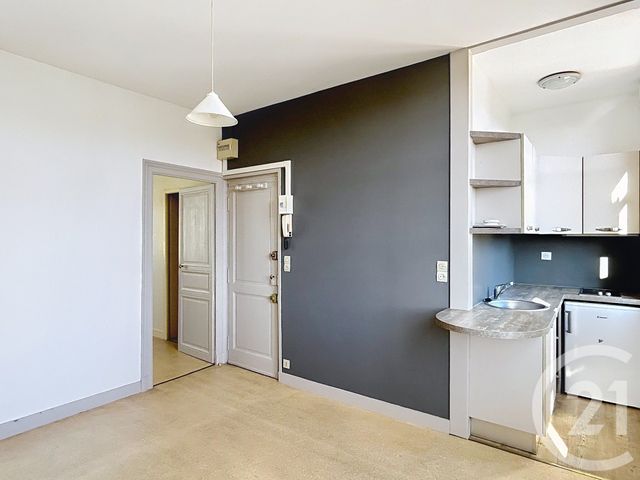 Appartement F2 à louer - 2 pièces - 32.98 m2 - ANGOULEME - 16 - POITOU-CHARENTES - Century 21 Aloha Immobilier