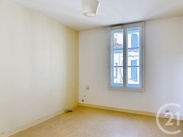 Appartement F2 à louer - 2 pièces - 32.98 m2 - ANGOULEME - 16 - POITOU-CHARENTES - Century 21 Aloha Immobilier
