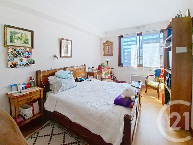 Appartement F4 à vendre - 4 pièces - 112.0 m2 - ANGOULEME - 16 - POITOU-CHARENTES - Century 21 Aloha Immobilier
