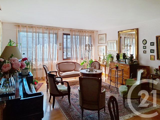 Appartement F4 à vendre - 4 pièces - 112.0 m2 - ANGOULEME - 16 - POITOU-CHARENTES - Century 21 Aloha Immobilier
