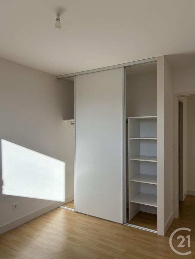 Appartement F3 à louer - 3 pièces - 63.5 m2 - ANGOULEME - 16 - POITOU-CHARENTES - Century 21 Aloha Immobilier
